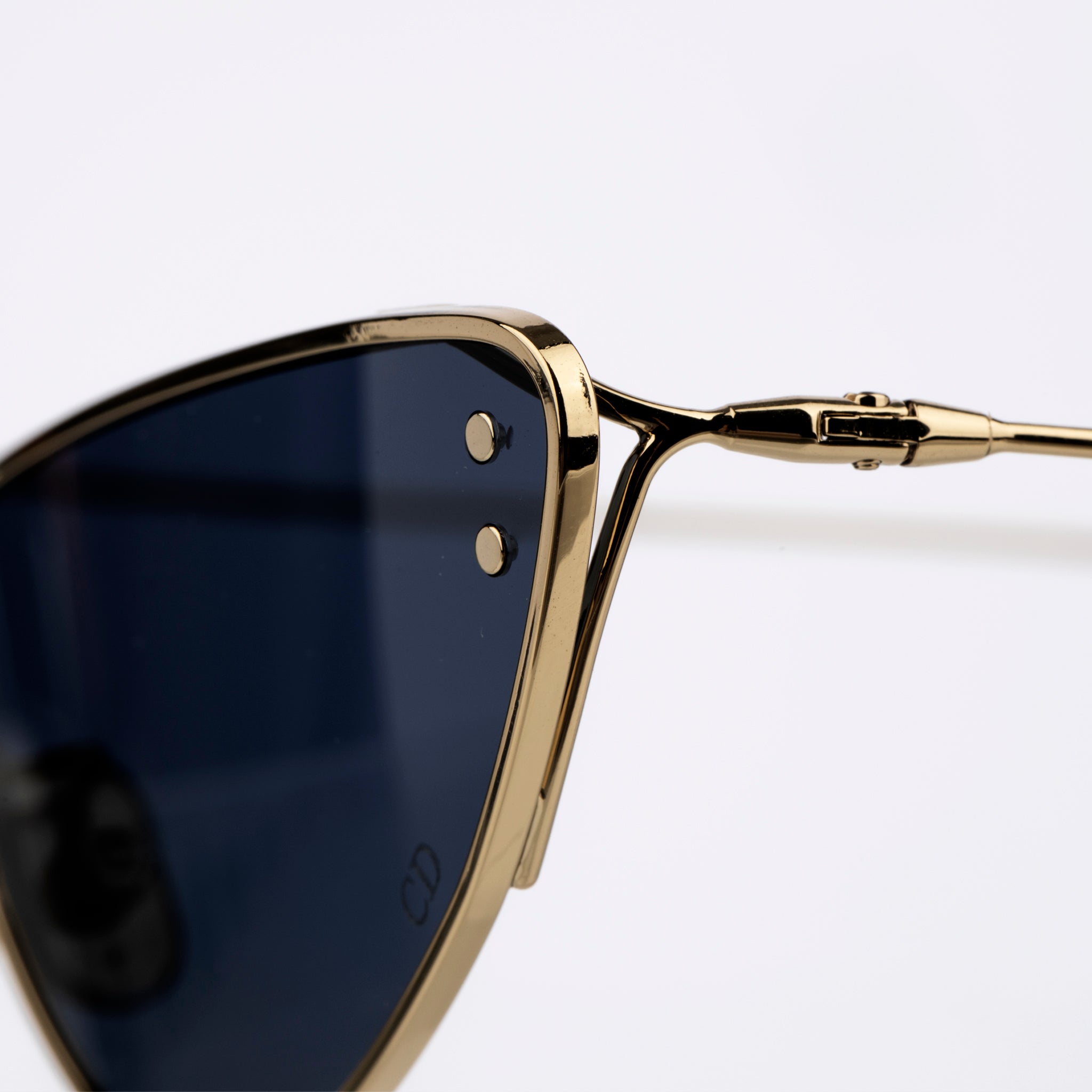 Christian Dior Butterfly Frame Sunglasses | Gold