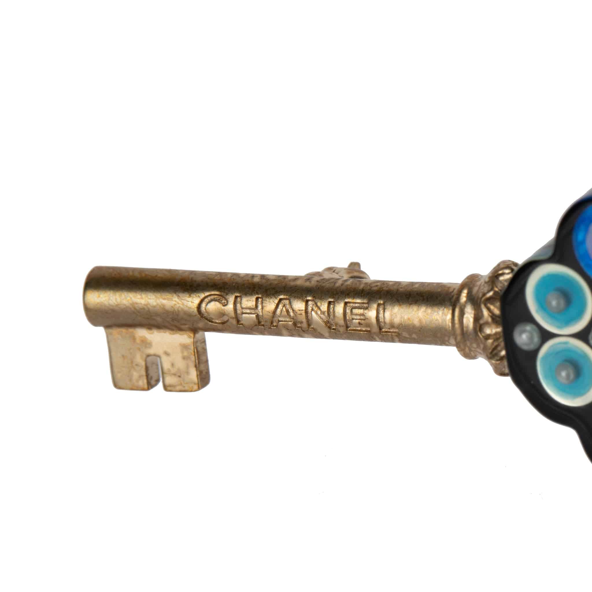 CHANEL BROOCH KEY - On Repeat