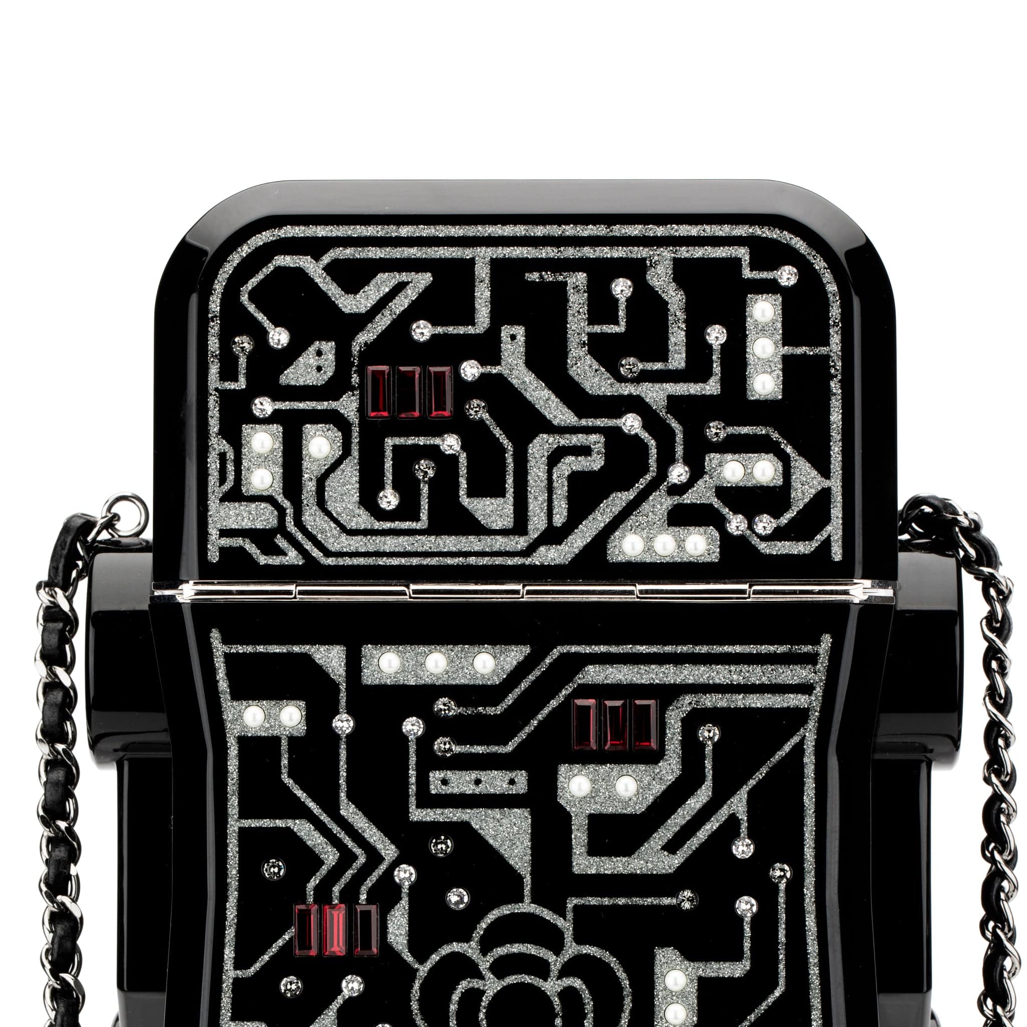 CHANEL MINAUDIÈRE LIMITED EDITION ROBOT SILVER-TONE HARDWARE - On Repeat