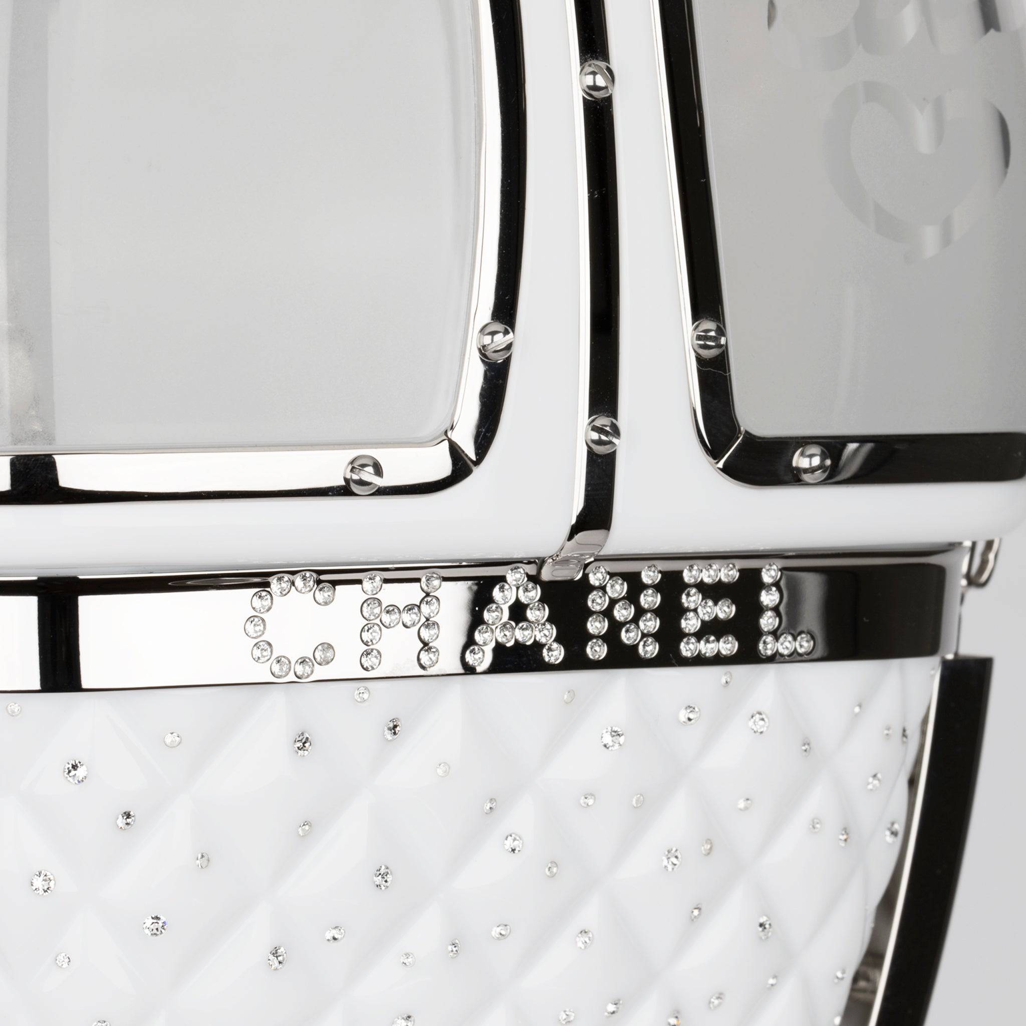 CHANEL MINAUDIÈRE LIMITED EDITION WHITE SNOW GONDOLA SILVER-TONE HARDWARE - On Repeat