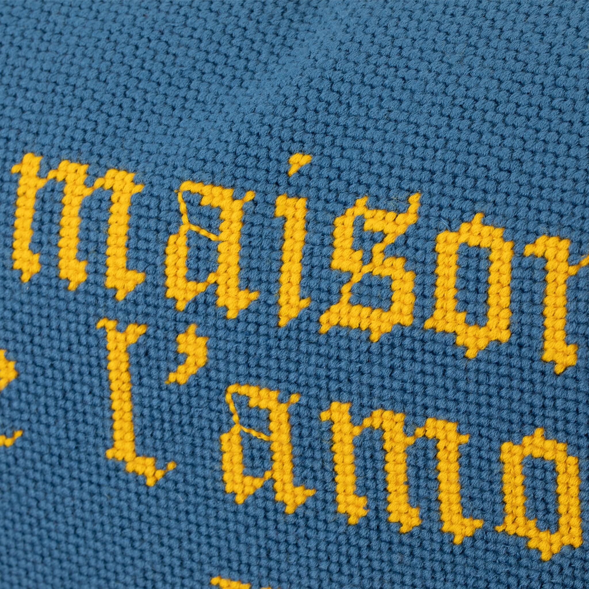 GUCCI NEEDLE POINT MAISON DE L'AMOUR CUSHION WITH EMBROIDERY - On Repeat