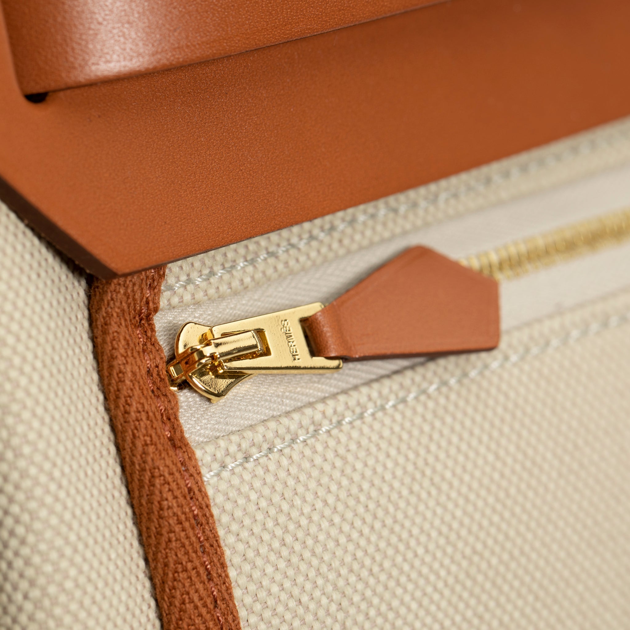 HERMES HERBAG 31CM BETON & FAUVE TOILE & HUNTER VACHE LEATHER GOLD HARDWARE - On Repeat