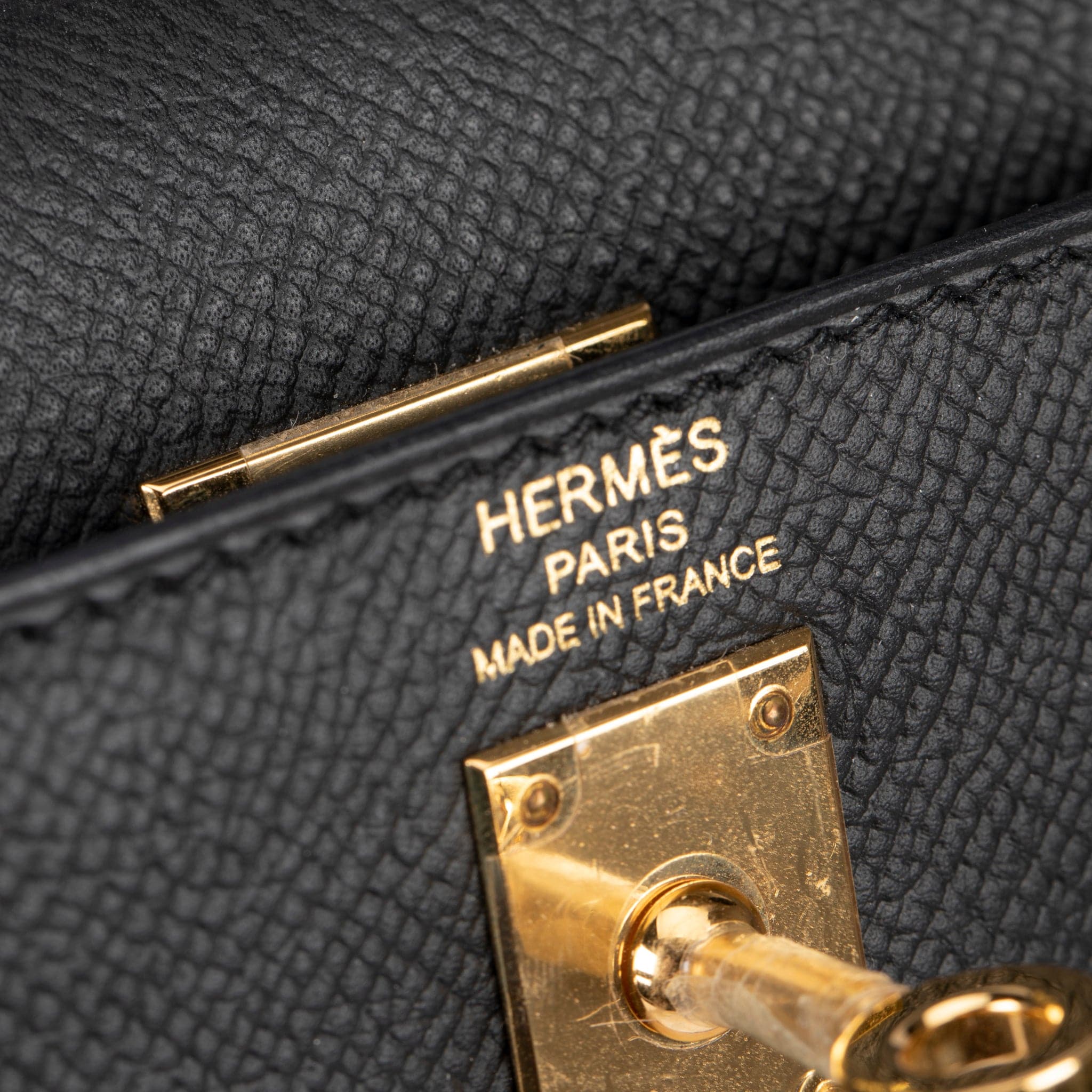 HERMES KELLY 25CM SELLIER BLACK EPSOM LEATHER GOLD HARDWARE - On Repeat