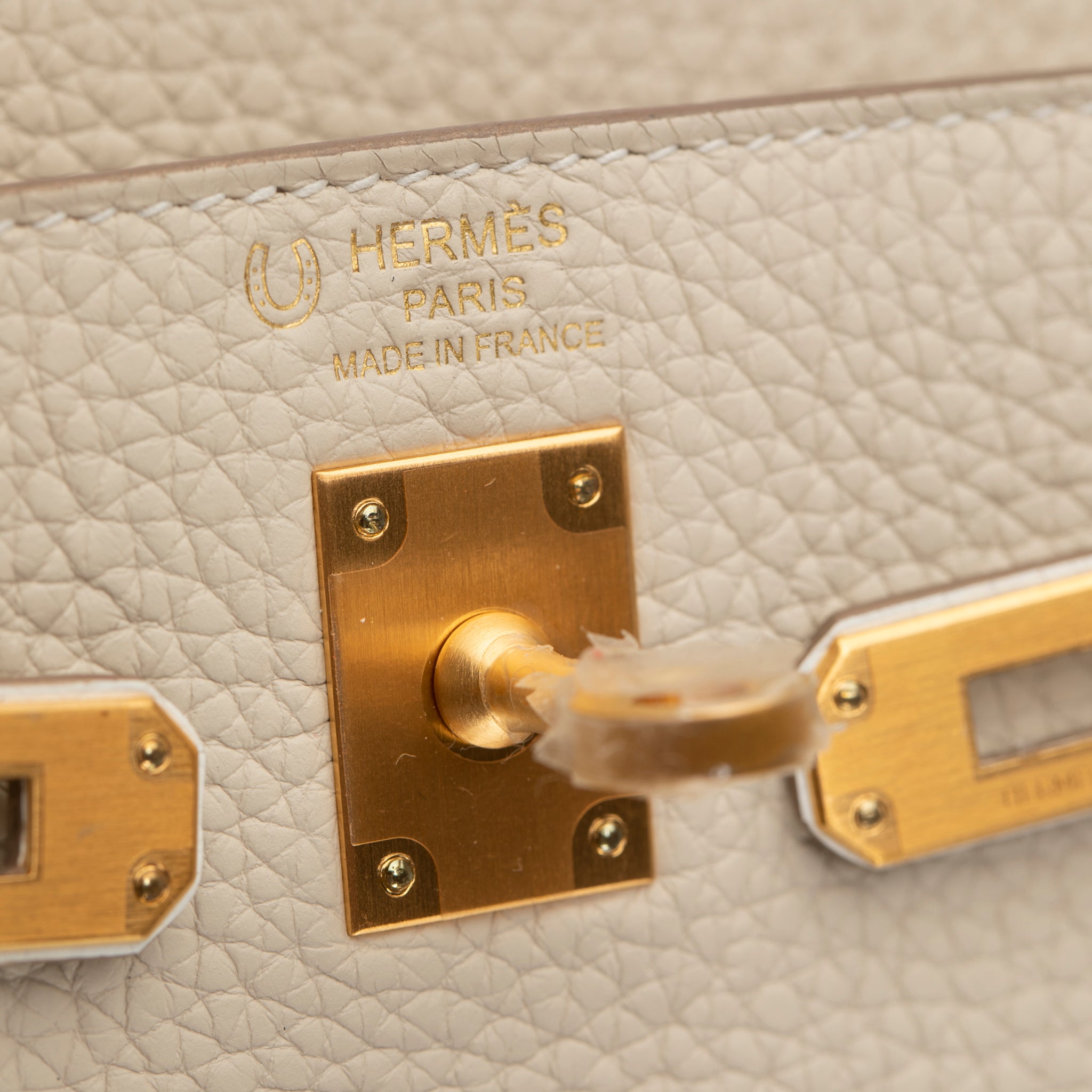 HERMES KELLY 25CM SPECIAL ORDER WHITE & CRAIE CLEMENCE LEATHER BRUSHED GOLD HARDWARE - On Repeat