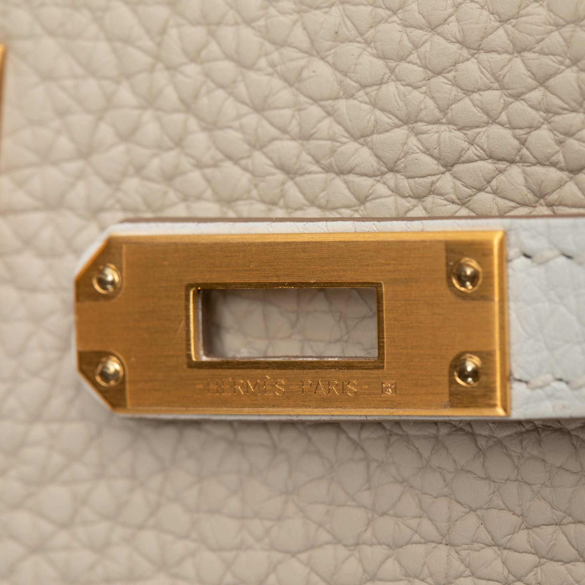 HERMES KELLY 25CM SPECIAL ORDER WHITE & CRAIE CLEMENCE LEATHER BRUSHED GOLD HARDWARE - On Repeat