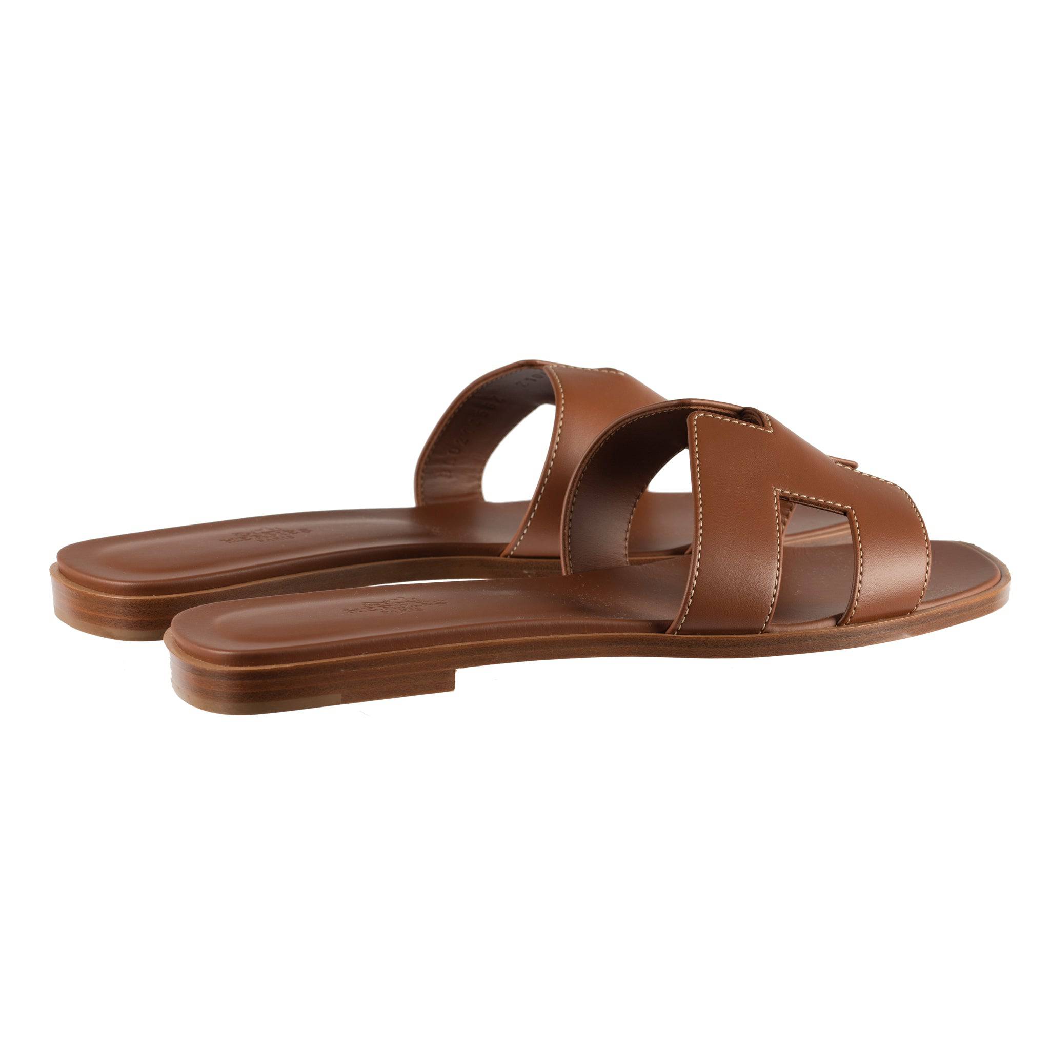 HERMES ORAN SANDAL GOLD SMOOTH LEATHER - On Repeat