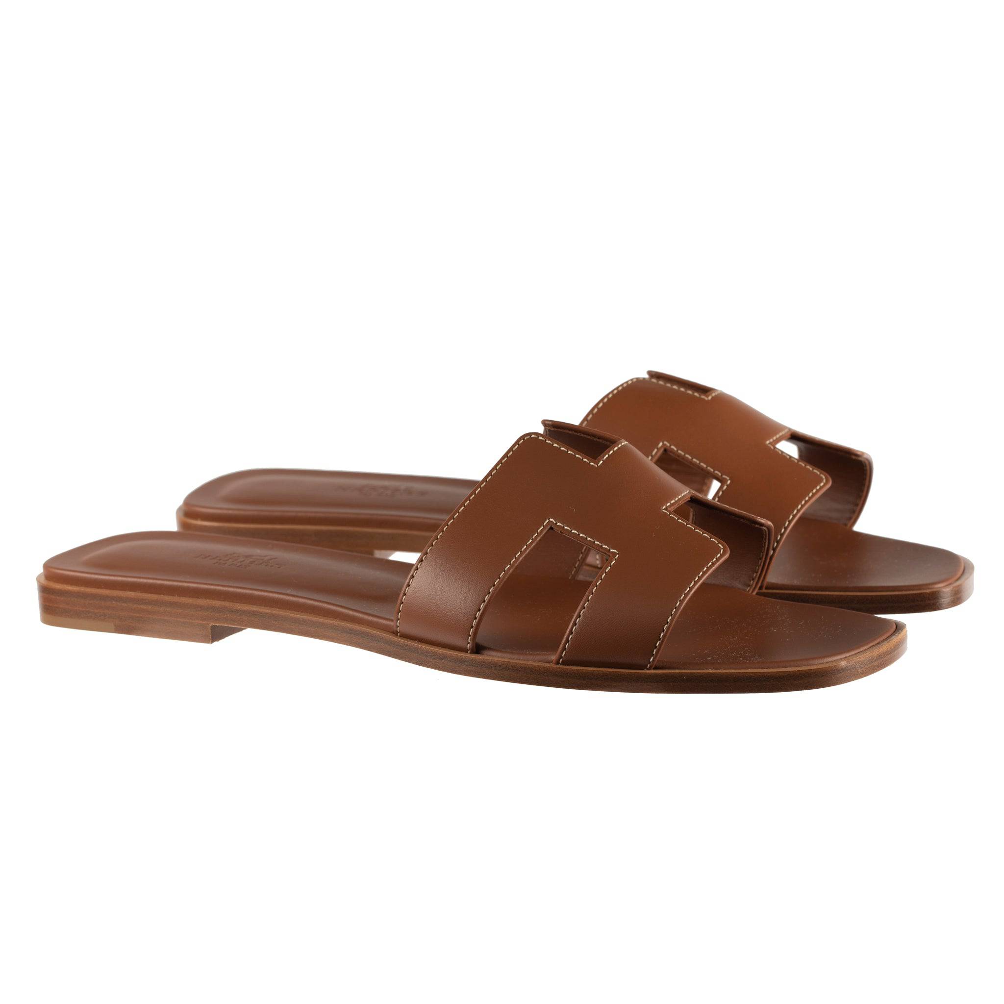 HERMES ORAN SANDAL GOLD SMOOTH LEATHER - On Repeat