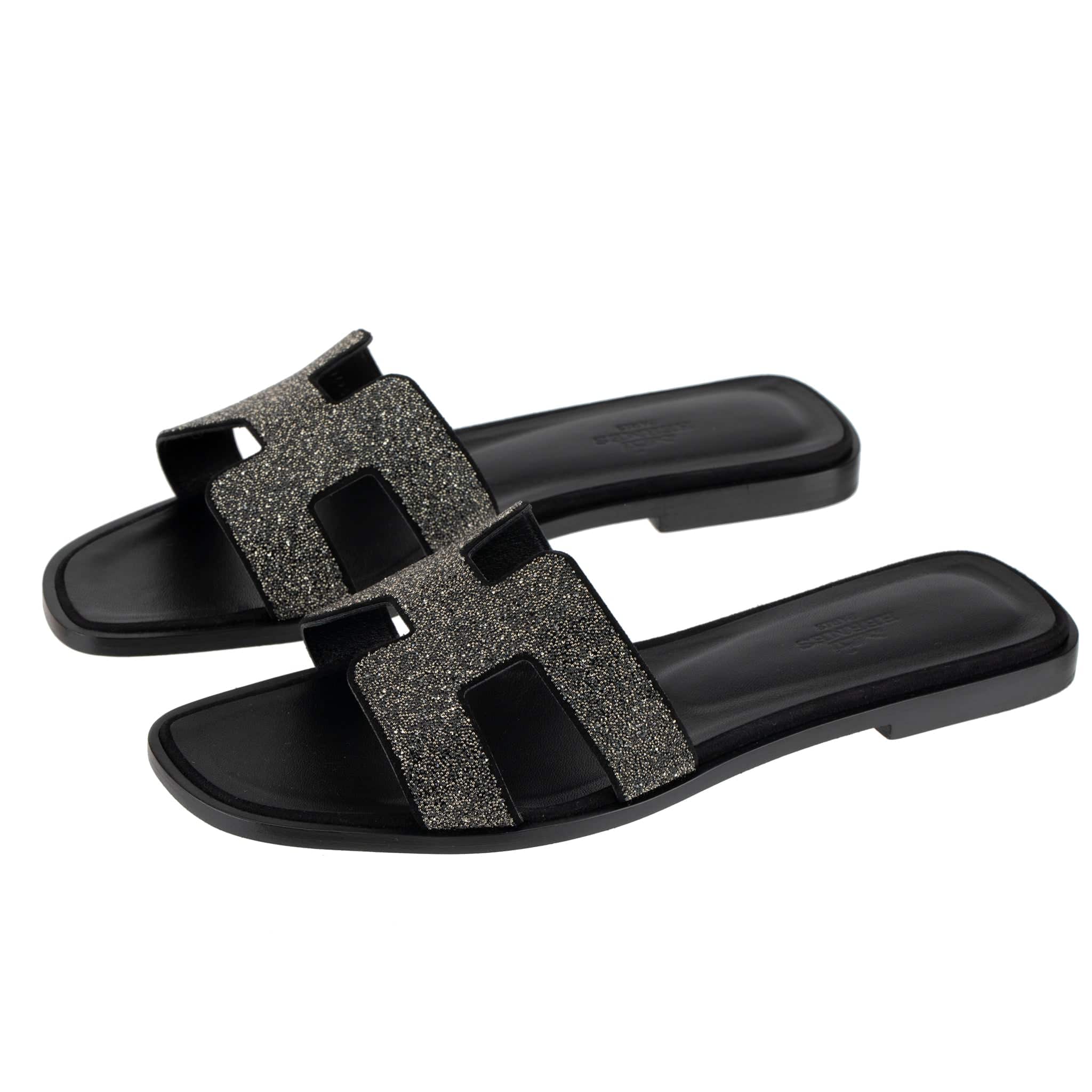 HERMES ORAN SANDAL BLACK SMOOTH LEATHER WITH CRYSTAL DETAILS 38 FR - On Repeat