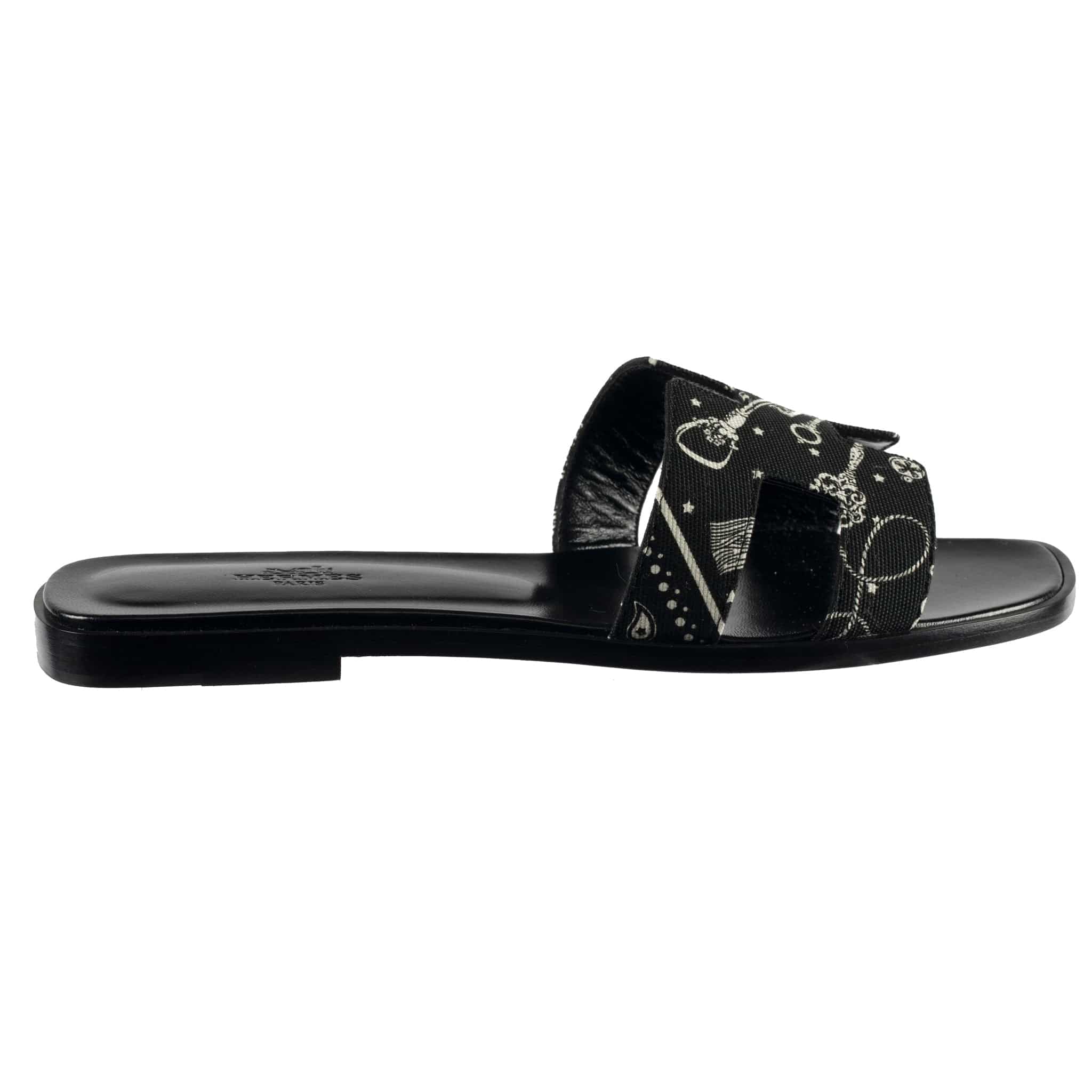 HERMES ORAN SANDAL BLACK SMOOTH LEATHER WITH CANVAS PATTERN 38 FR - On Repeat