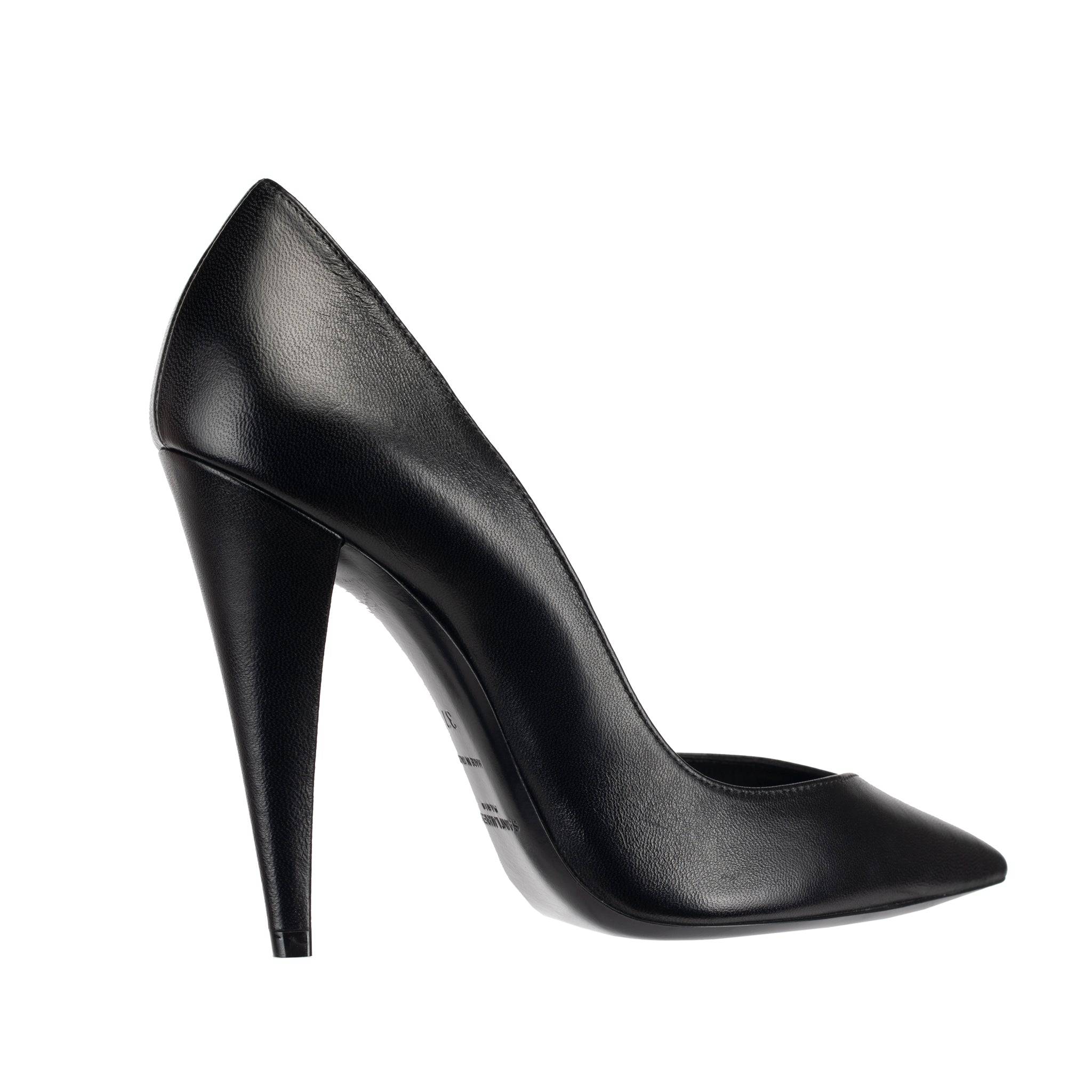 YVES SAINT LAURENT DECOLLETE ERA BLACK LEATHER PUMPS - On Repeat